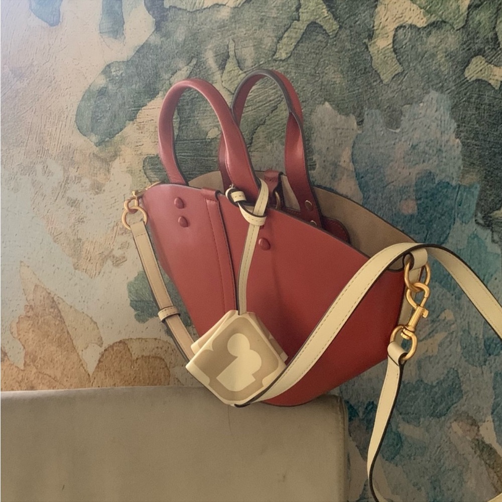 Tory Burch women bag purse EMERSON
MINI BUCKET
BAG - Picture 2 of 14
